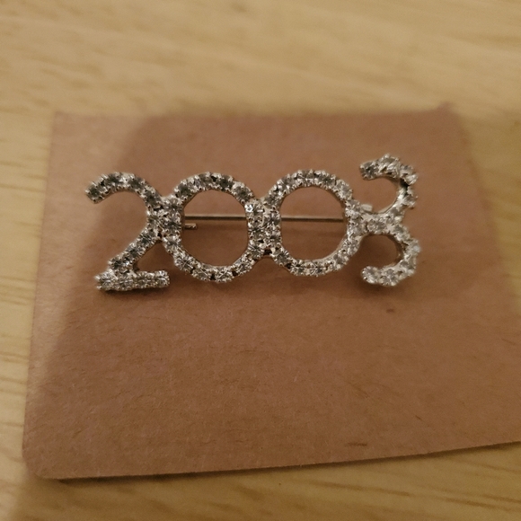 Brooch - Picture 3 of 4